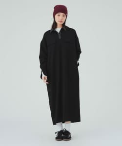 Collared double-pocket dress