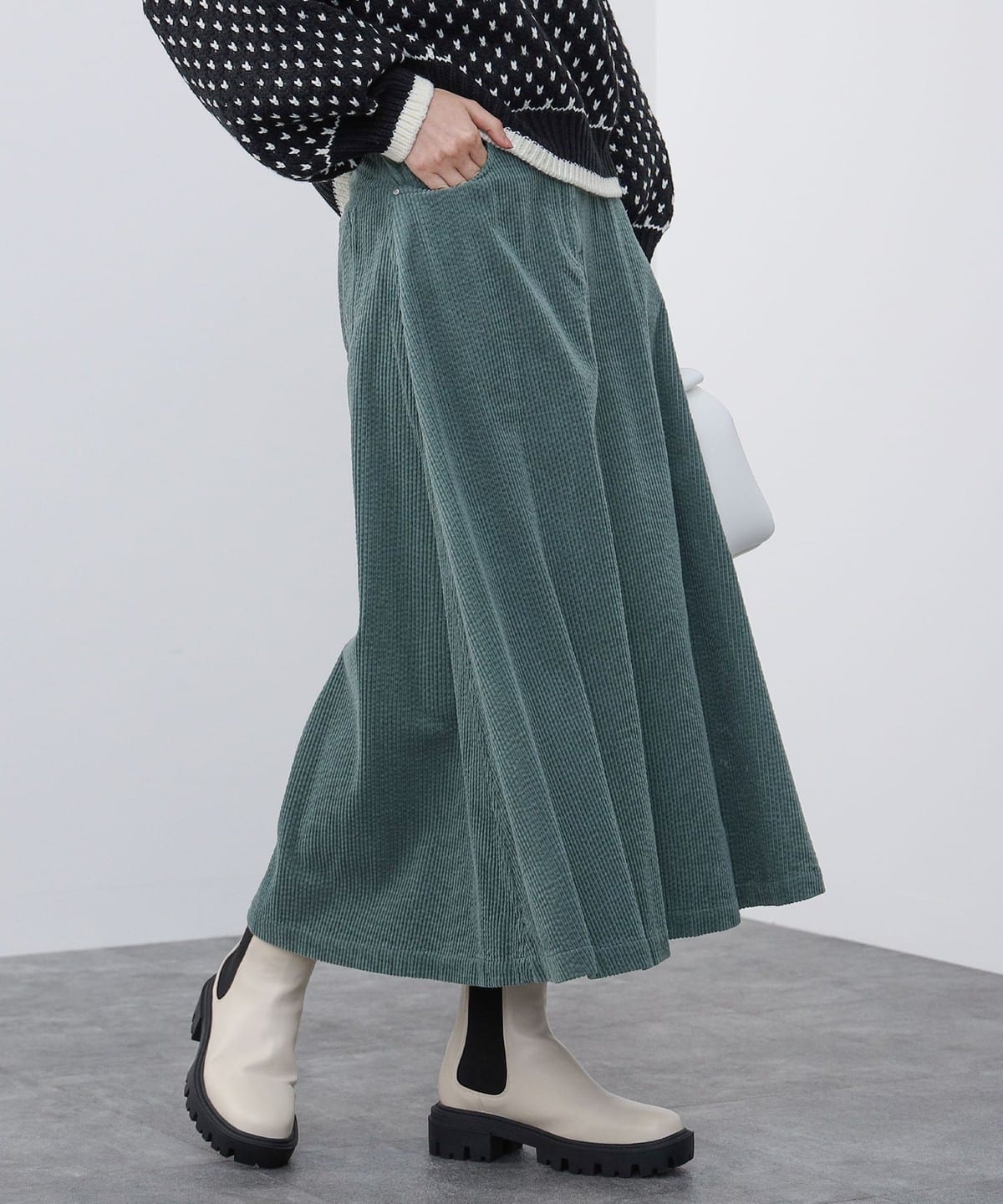 コーデュロイ フレアスカート(S M) スカート WOMEN GREEN S コーデュロイ フレアスカート(S M) スカート WOMEN GREEN S