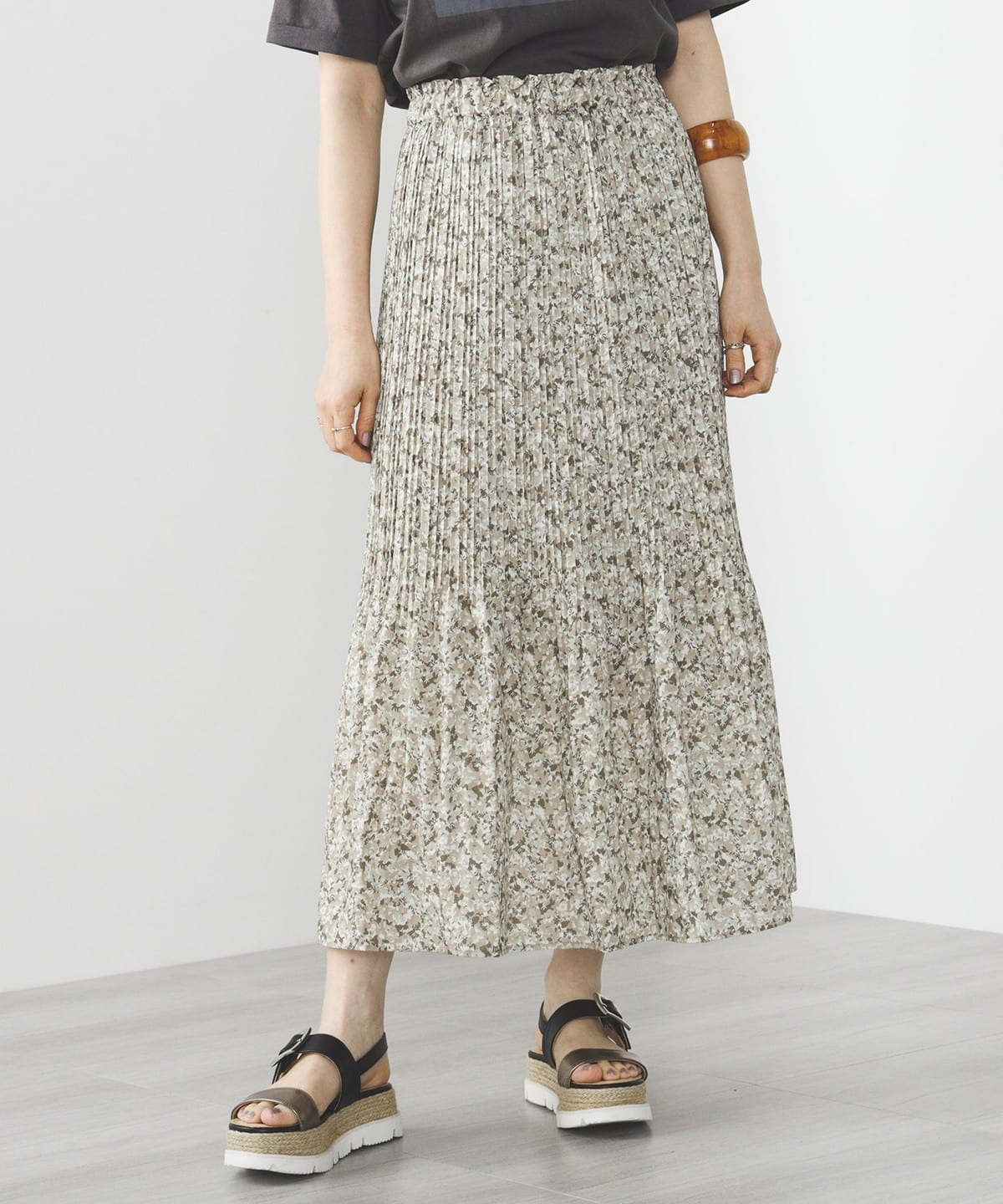 【5/15再値下げ】総柄 プリーツ スカート スカート WOMEN BEIGE・FLOWER ONE SIZE 【5/15再値下げ】総柄 プリーツ スカート スカート WOMEN BEIGE・FLOWER ONE SIZE
