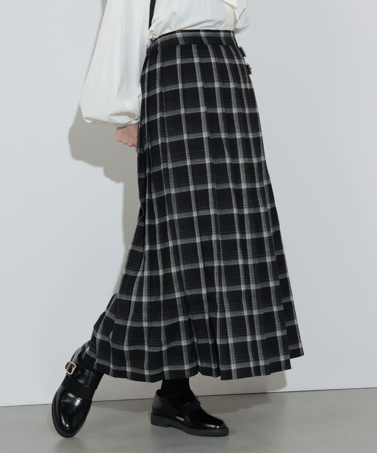 格安SALEスタート！ 43270161928_C_2.jpg スカート