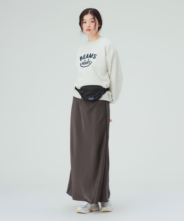 【10%OFFクーポン対象】サテン フレア スカート [H：171cm]