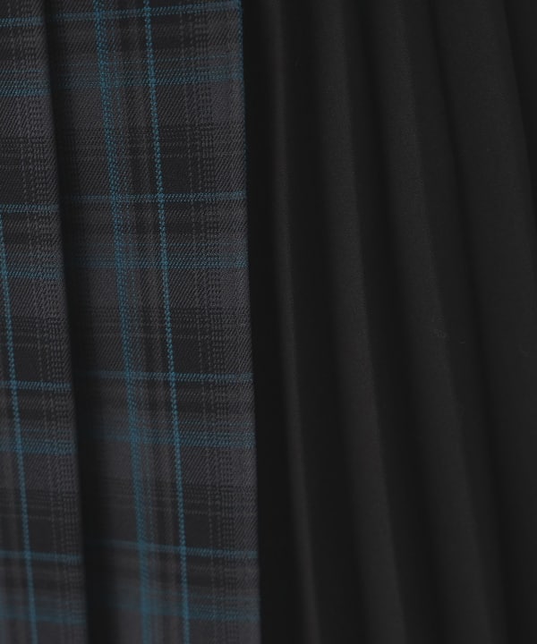 Mixed pleated skirt