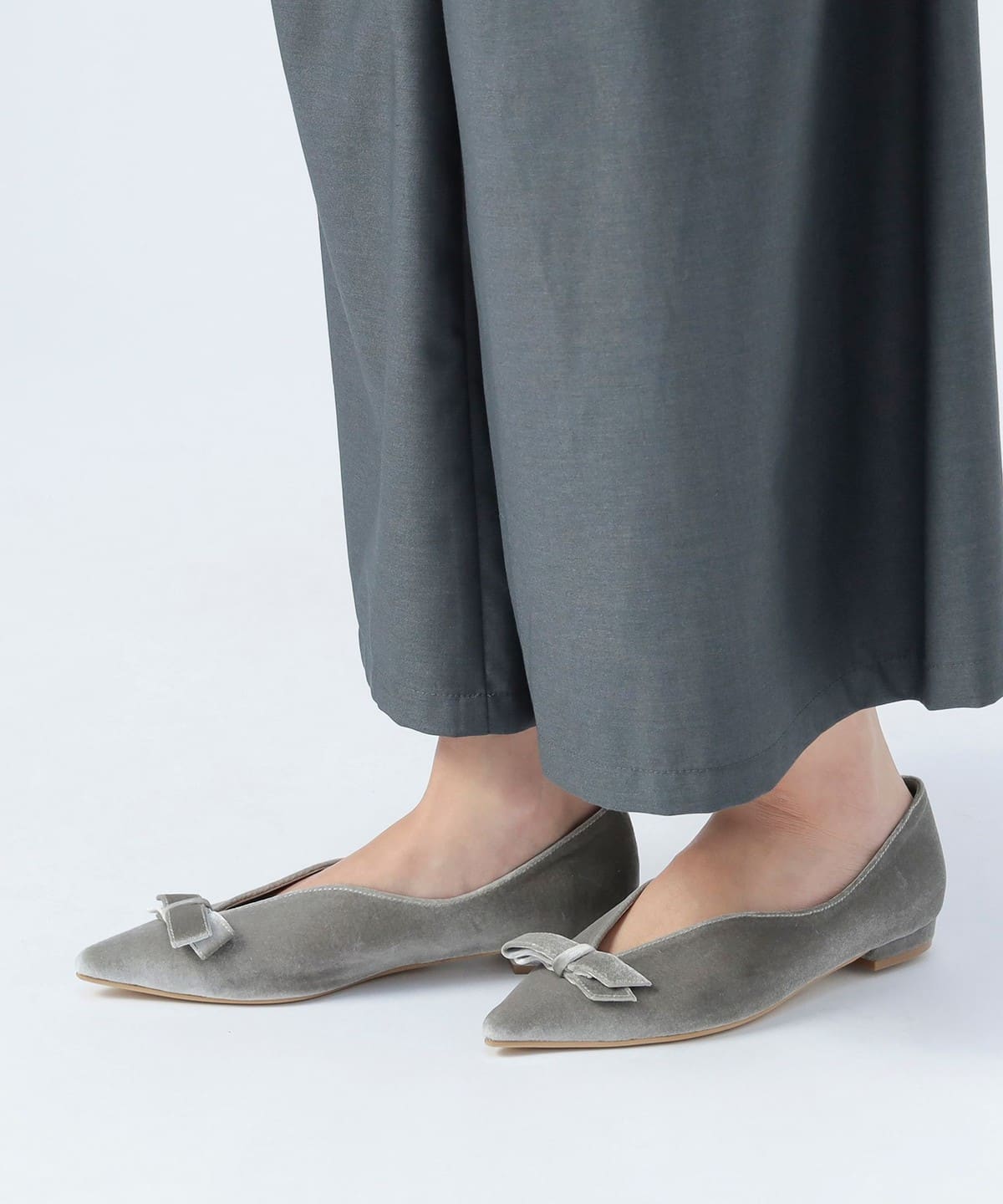 ベロア リボン パンプス(22.5 24.5cm) シューズ WOMEN GREY S ベロア リボン パンプス(22.5 24.5cm) シューズ WOMEN GREY S