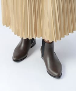 フェイクレザー サイドゴアブーツ（22.5～24.5cm）
