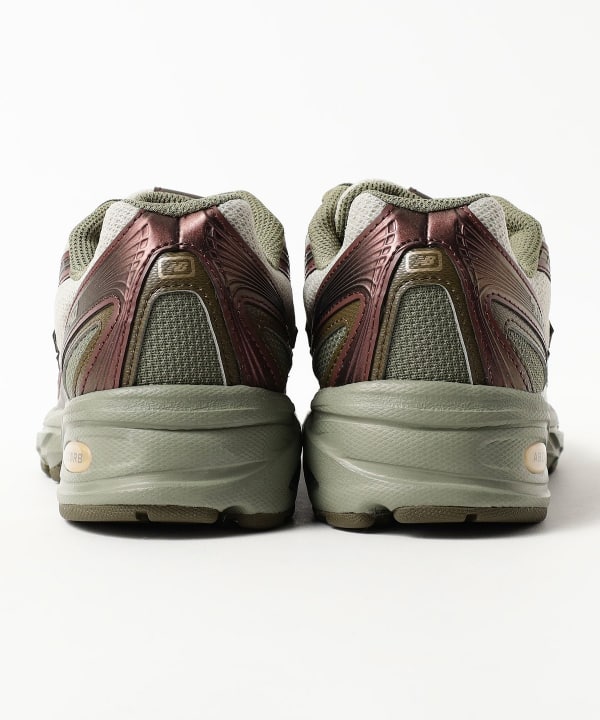 New Balance / U740AB2