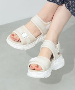 スニーカーサンダル（22.5～24.5cm）