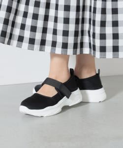 ベルト切替 スニーカーサンダル（22.5～24.5cm）