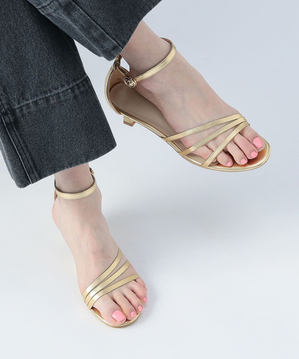 スリーライン 細サンダル(22.5 24.5cm) シューズ WOMEN GOLD S スリーライン 細サンダル(22.5 24.5cm) シューズ WOMEN GOLD S