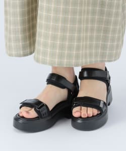 厚底 スポーツサンダル