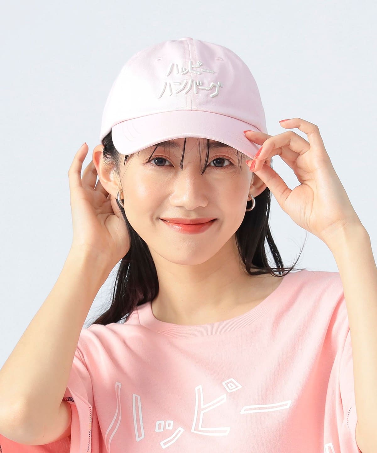 【ショップ先行販売・EXCLUSIVE】ハッピーハンバーグ ロゴ キャップ 帽子 WOMEN PINK ONE SIZE 【ショップ先行販売・EXCLUSIVE】ハッピーハンバーグ ロゴ キャップ 帽子 WOMEN PINK ONE SIZE