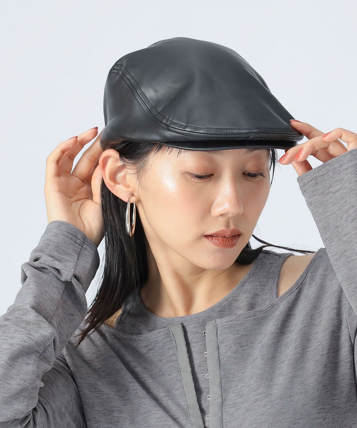 フェイクレザー ハンチング 帽子 WOMEN BLACK ONE SIZE