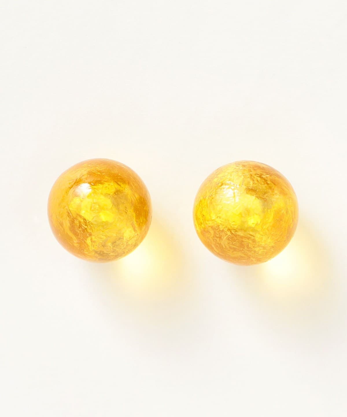 黄色　ビジュー　パヴェボール　ピアス　イヤリング　メモリーオイル　アロマオイル BEAMS HEART（ビームス ハート）ボール × フラワー 2WAY ピアス