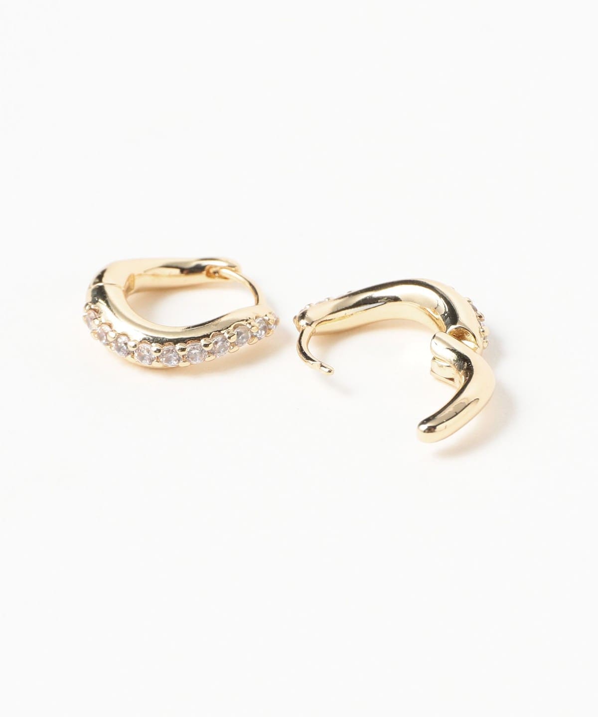 BEAMS HEART（ビームス ハート）キュービックジルコニア フープ ピアス