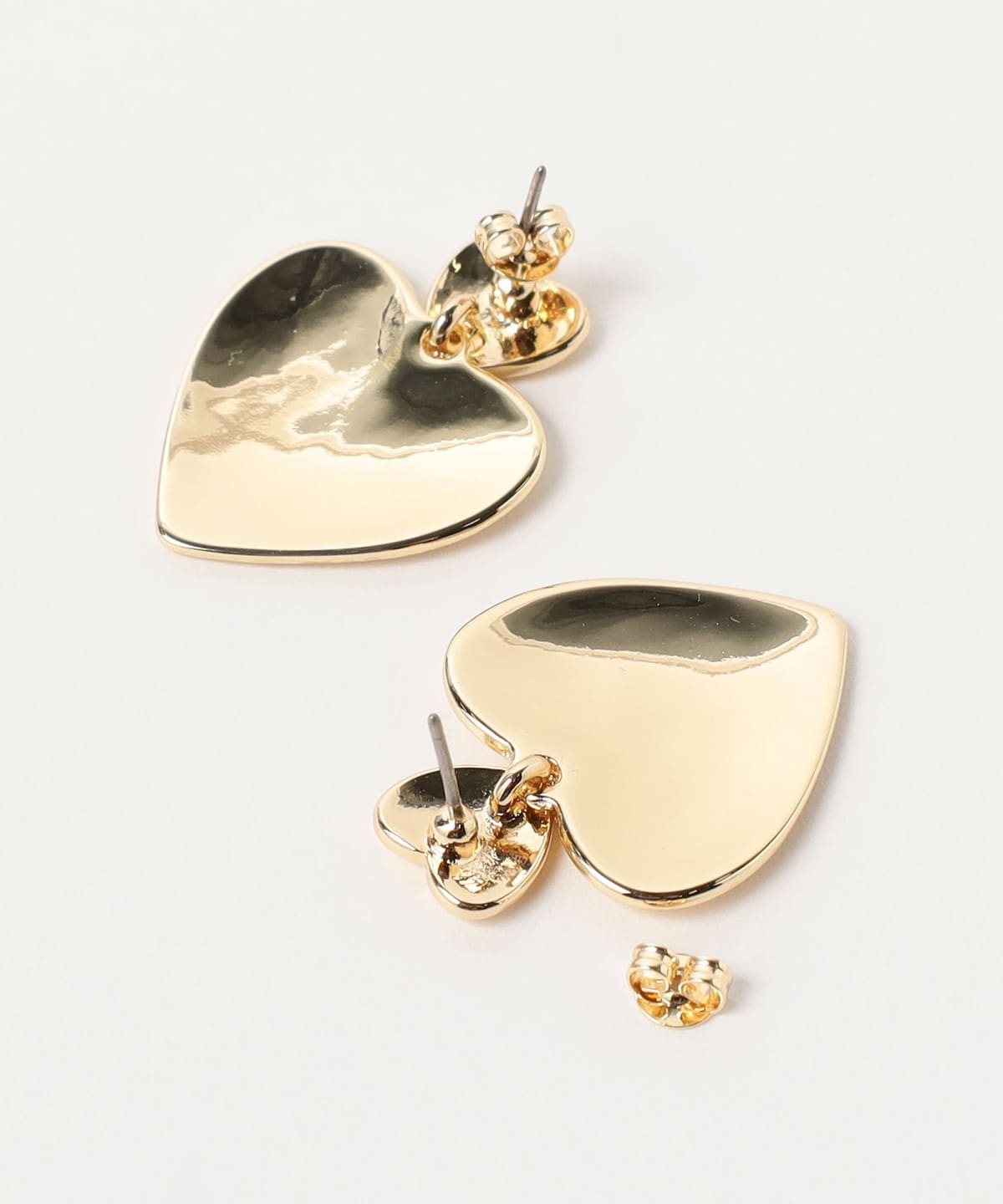 BEAMS HEART（ビームス ハート）ハートモチーフ ロゴ入り ピアス 