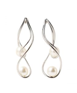 フェイクパール 細ライン ピアス