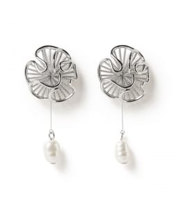 フェイクパール 2連 フラワー ピアス