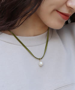 BEAMS HEART / ベロア調リボン パールチョーカー