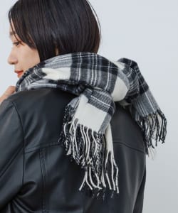 Check pattern large scarf