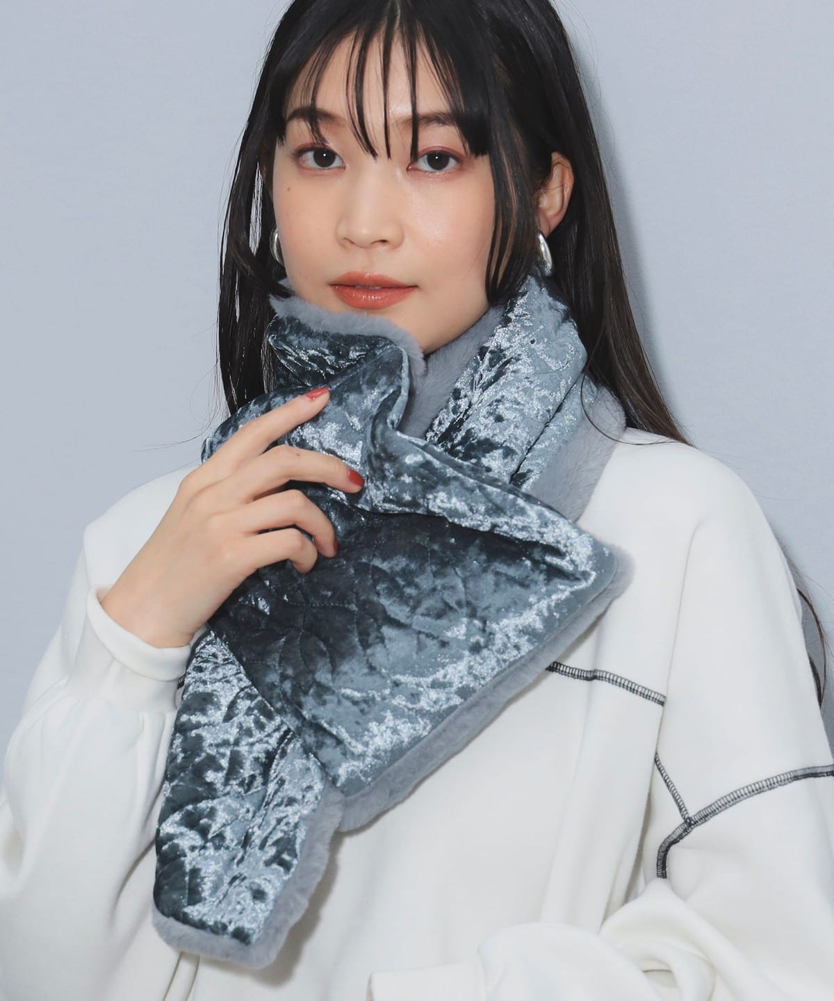 リバーシブル キルト&ファー マフラー ファッション雑貨 WOMEN GREYISH BLUE ONE SIZE リバーシブル キルト&ファー マフラー ファッション雑貨 WOMEN GREYISH BLUE ONE SIZE