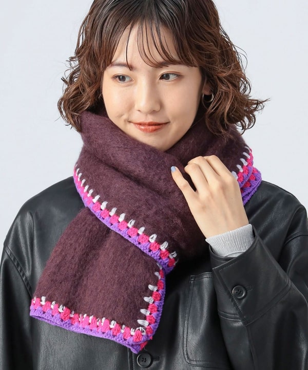 BEAMS HEART（ビームス ハート）かぎ針 刺繍 マフラー