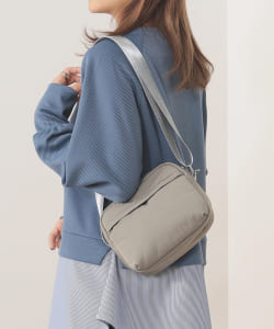 BEAMS HEART / 中綿 スクエア ショルダーバッグ