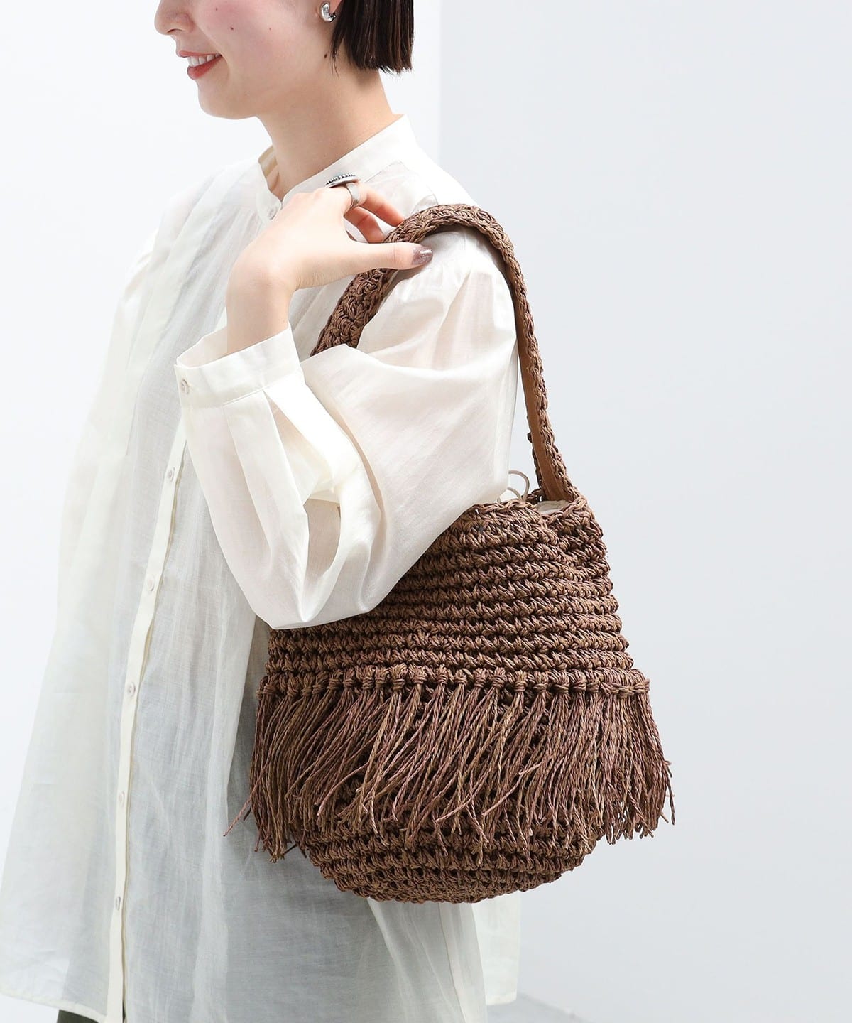 ペーパーフリンジ ショルダーバッグ バッグ WOMEN BROWN ONE SIZE ペーパーフリンジ ショルダーバッグ バッグ WOMEN BROWN ONE SIZE