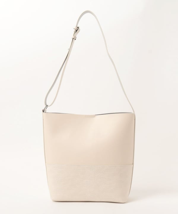 ビームスハート　4ポケットバッグ BEAMS HEART（ビームス ハート）セパレート ワンショルダー バッグ（A4