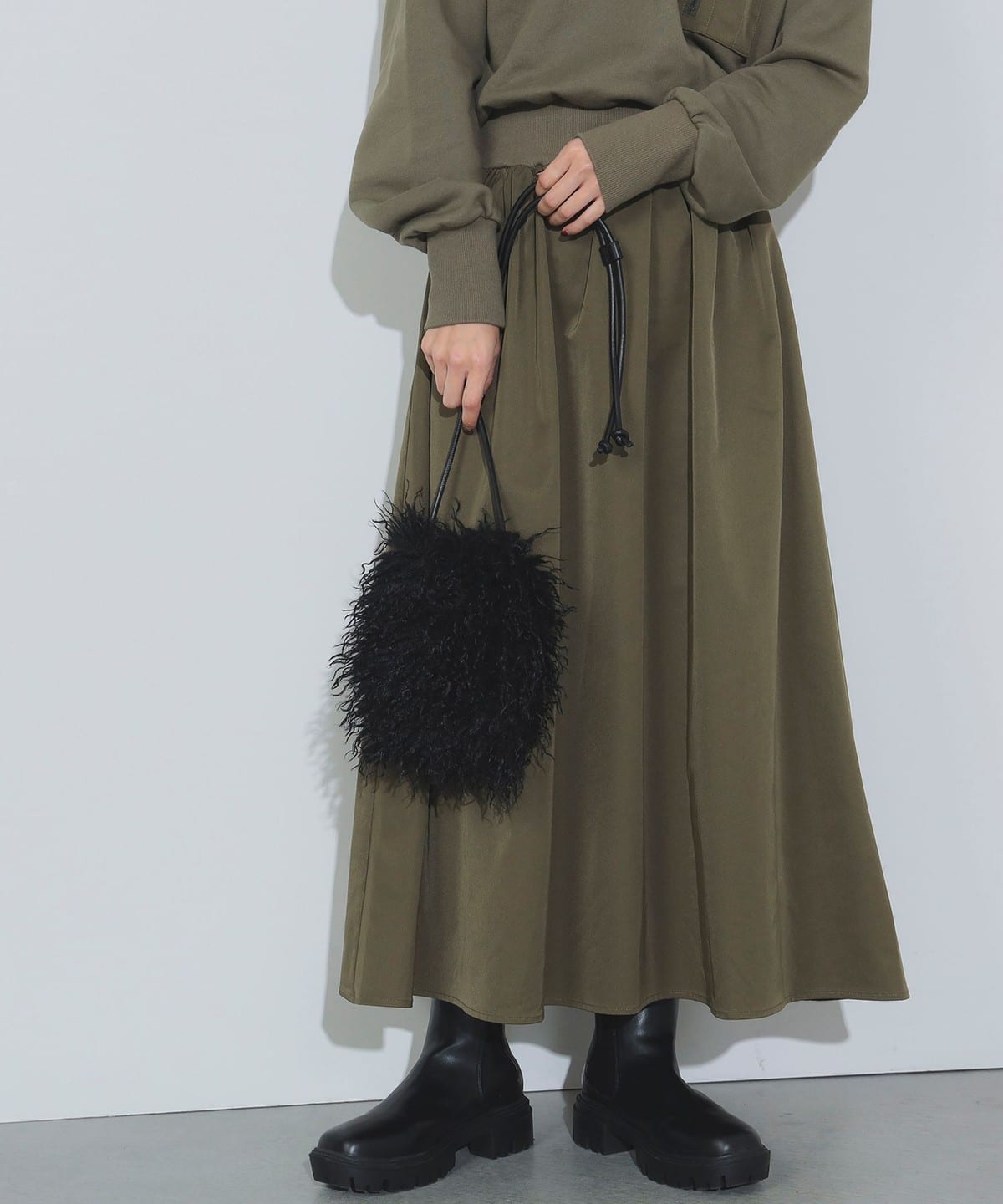 フェイクファー ショルダー ポーチ バッグ WOMEN BLACK ONE SIZE フェイクファー ショルダー ポーチ バッグ WOMEN BLACK ONE SIZE
