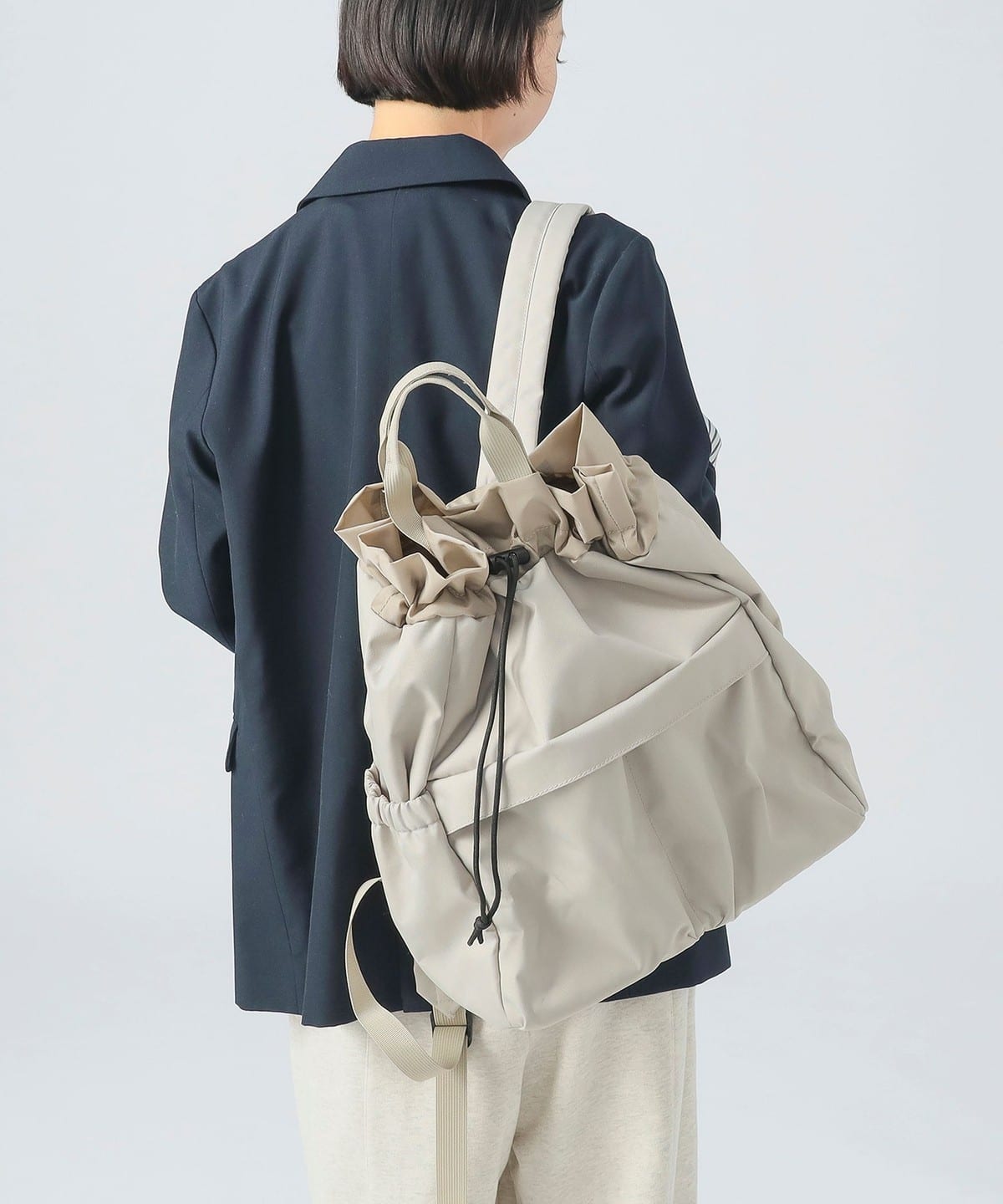 巾着 フロントポケット リュック(A4サイズ収納可) バッグ WOMEN BEIGE ONE SIZE 巾着 フロントポケット リュック(A4サイズ収納可) バッグ WOMEN BEIGE ONE SIZE