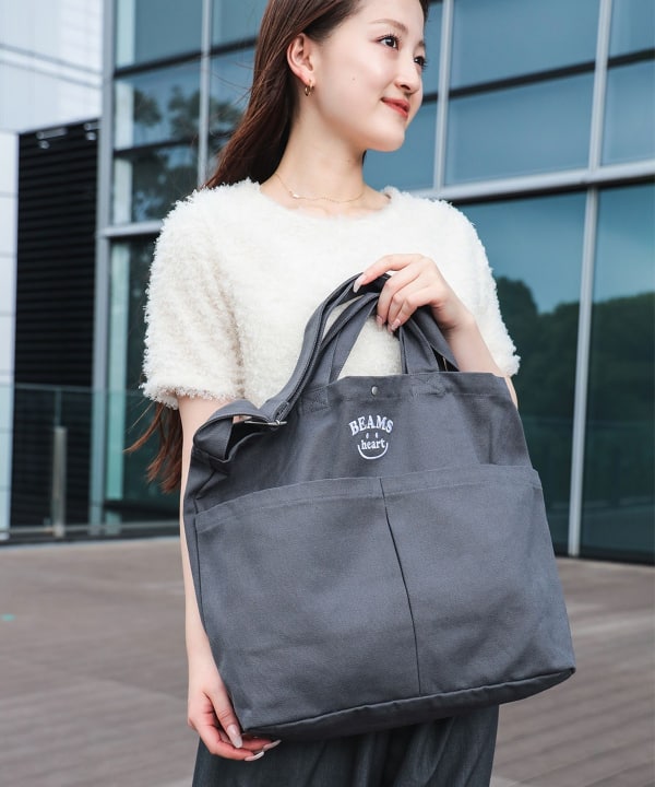 みみ様オーダー　刺繍ハートバッグ 刺繍ハートサテントートバッグ（トートバッグ｜黒・サックス