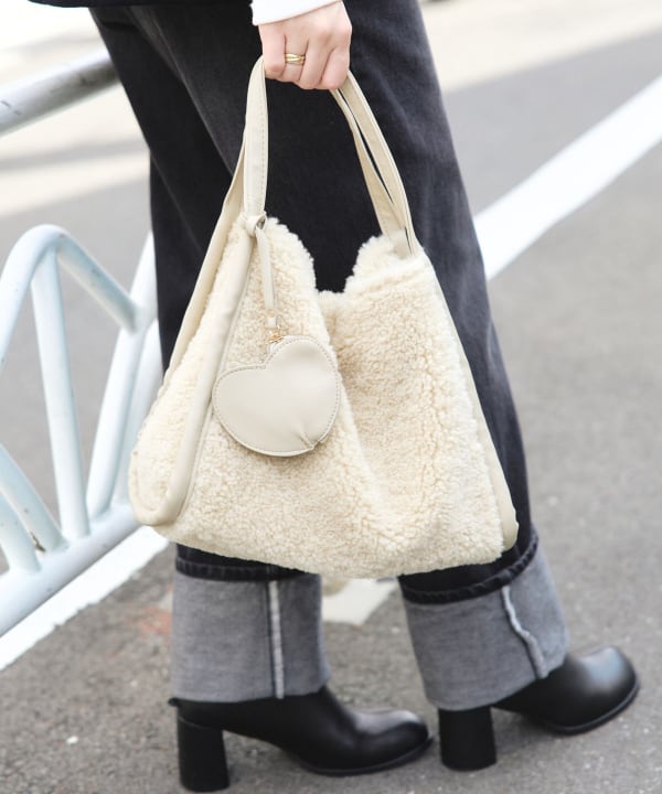 BEAMS HEART（ビームス ハート）ハート ポーチ付 ボア トートバッグ