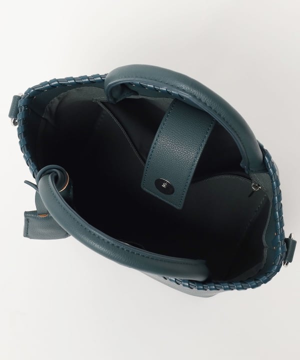 Kagari-style shoulder bag
