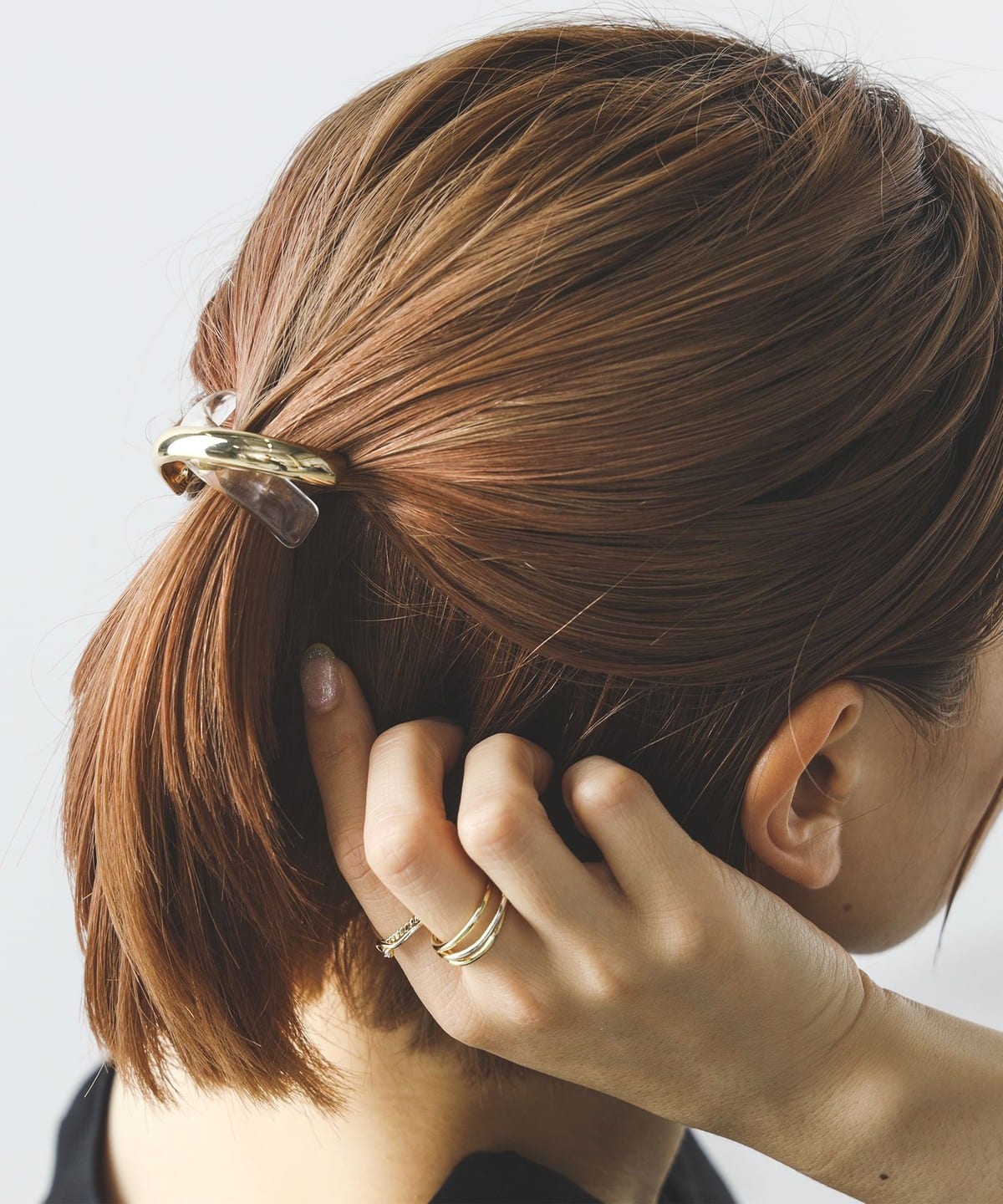 Zoule（ゾーラ）の「Zoule ゾーラ：embroidery cuff64 フラワー