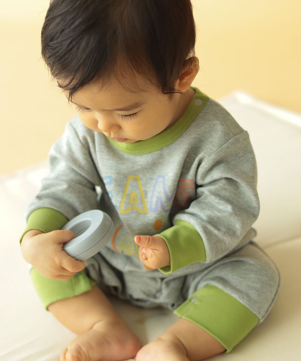 スマイル プリント ロンパース 2024FW (70 80cm) マタニティ・ベビー TOP GREY 80 スマイル プリント ロンパース 2024FW (70 80cm) マタニティ・ベビー TOP GREY 80