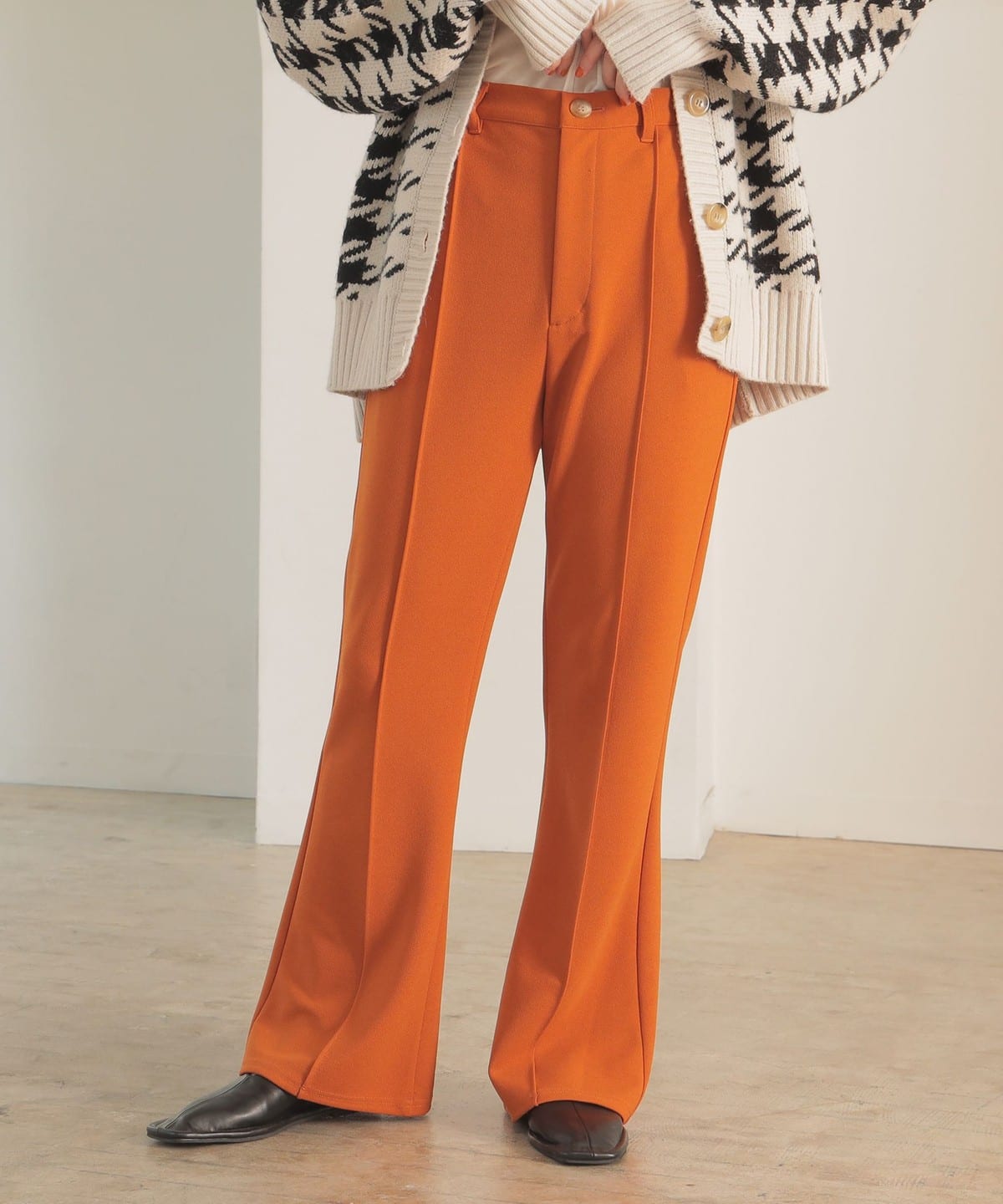 ベルボトムパンツ 22FW パンツ WOMEN ORANGE S ベルボトムパンツ 22FW パンツ WOMEN ORANGE S