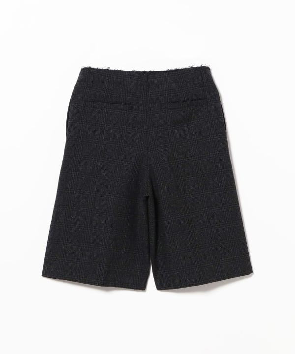 Check Shorts