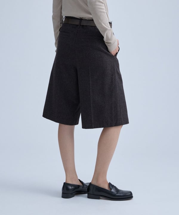 Check Shorts