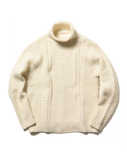 ▲BEAMS LIGHTS / ケーブルタートルニット