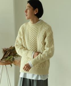 ▲BEAMS LIGHTS / ケーブル クルーネック アランニット