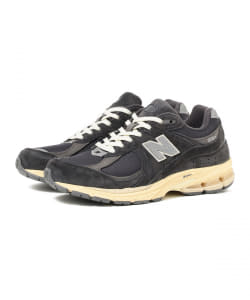 NEW BALANCE / M2002R