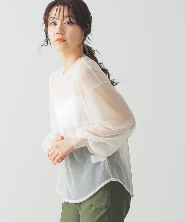 秋冬新作 新品 Loungedress オフホワイト パフロングスリーブブラウス 秋冬新作 新品 Loungedress オフホワイト パフロングスリーブブラウス