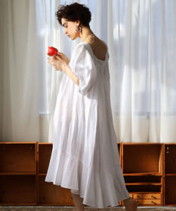 【期間限定商品】HAVA / リネン コットン スクエアネック ワンピース