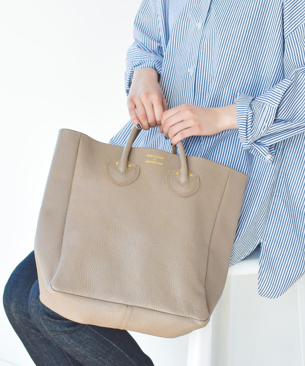 人気商品の 【新品未開封】YOUNG&OLSEN / M レザートートバッグ 別注 ...