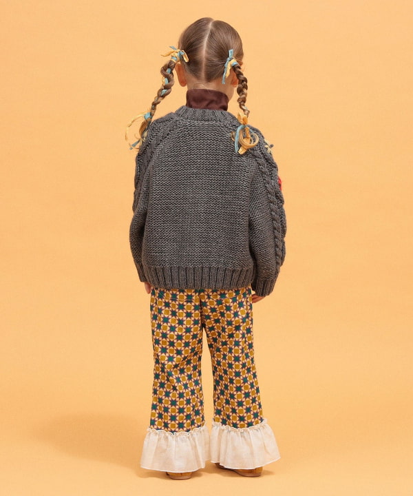 【+10%ポイントUP】【別注】LOGAN Knitting Mills / 刺繍 ニット カーディガン 2026FW（100～150cm） Model：H104（cm）Size：S(100-110cm)