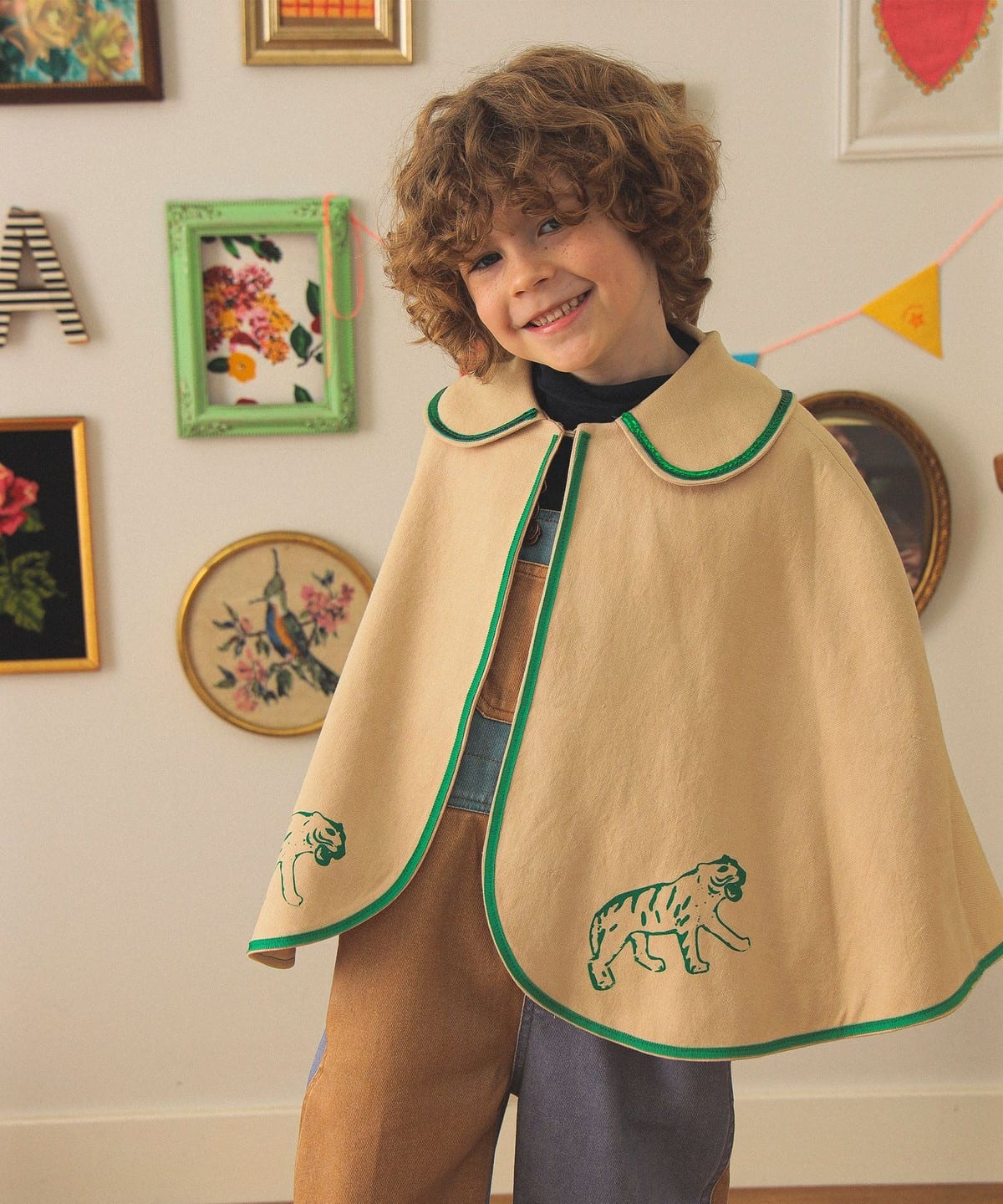 【別注】WOVENPLAY / Animal Cape 2025FW(3 8才) コート GREEN S(3-4y) 【別注】WOVENPLAY / Animal Cape 2025FW(3 8才) コート GREEN S(3-4y)
