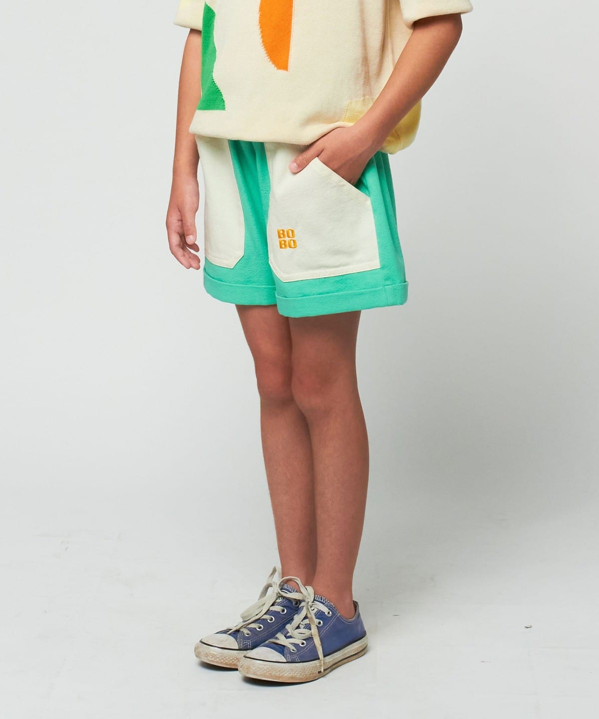 【EXCLUSIVE】BOBO CHOSES ボボショーズ / バイカラー ショートパンツ(2 9才) パンツ GREEN 6-7Y 【EXCLUSIVE】BOBO CHOSES ボボショーズ / バイカラー ショートパンツ(2 9才) パンツ GREEN 6-7Y