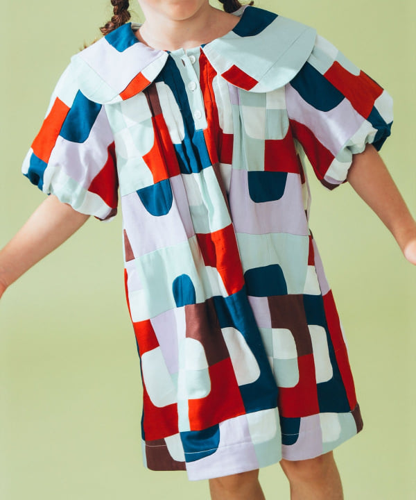 期間限定値下げ　新品未使用タグ付き　FISH&KIDS パッチワーク　ワンピース ワンピース FISH&KIDS PATCHWORK DRESS WITH COLLAR POUPONS / FISH