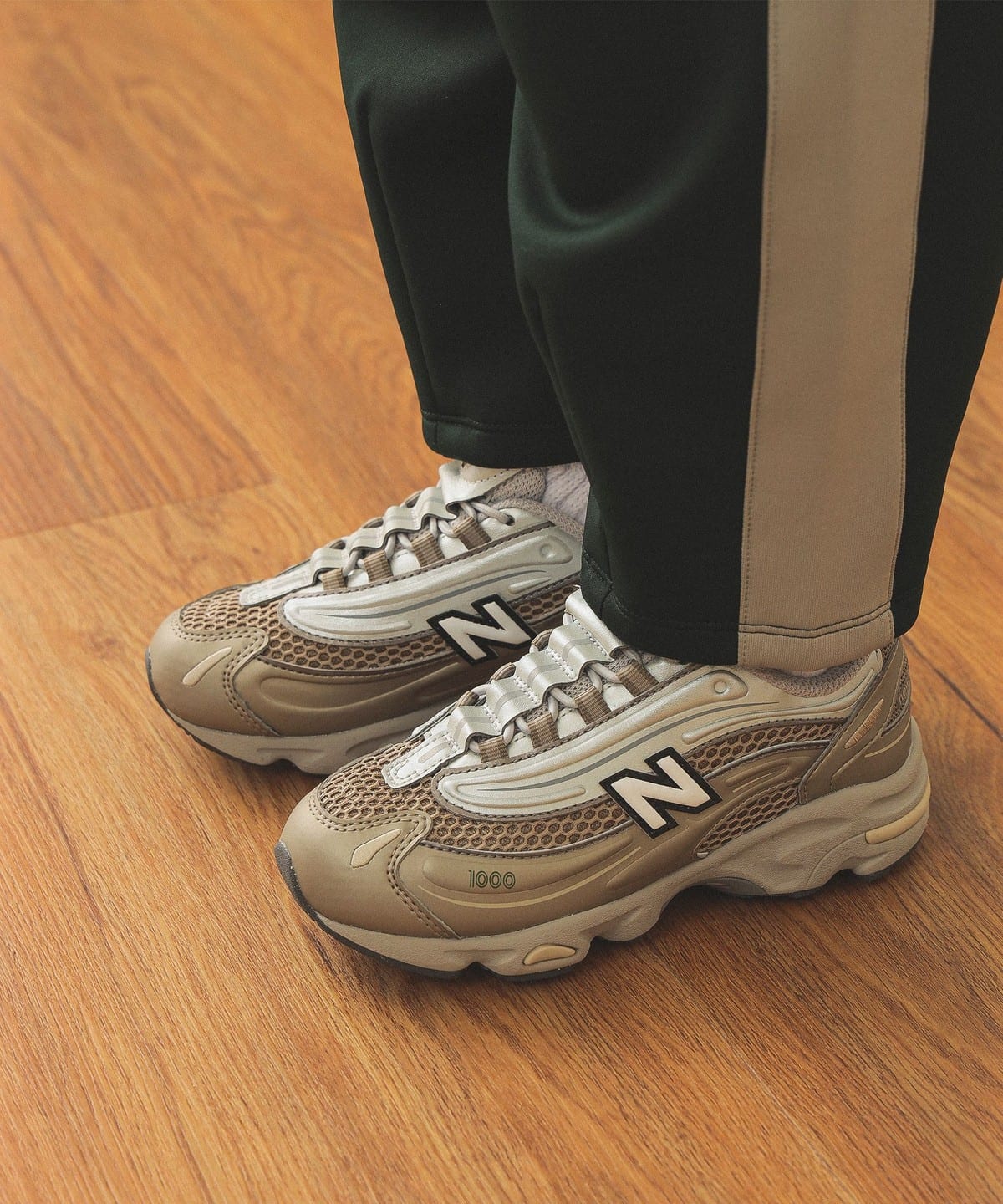 New Balance / PV1000(17 21.5cm) シューズ BEIGE /SILVER 21.5 New Balance / PV1000(17 21.5cm) シューズ BEIGE /SILVER 21.5