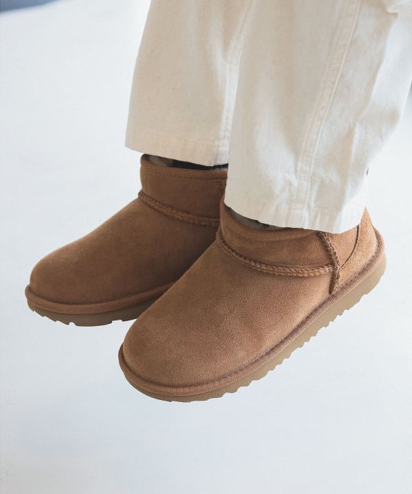 UGG キッズ 21cm クラシックミニ アグ UGG クラシックミニ II スター ムートン ブーツ