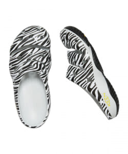 【期間限定販売】KEEN / Yogui Arts（23～25cm）